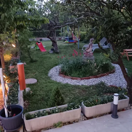 Appartamento Lana Starigrad Paklenica